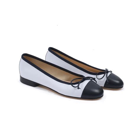 Les ballerines bicolores